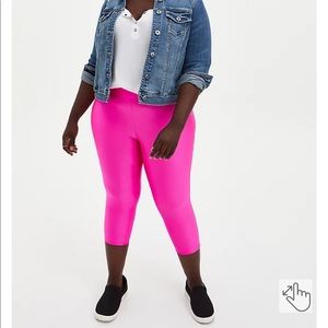 Torrid Neon Hot Pink Liquid Premium Legging NEW 1X